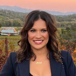 Meet your Posher, Jenell